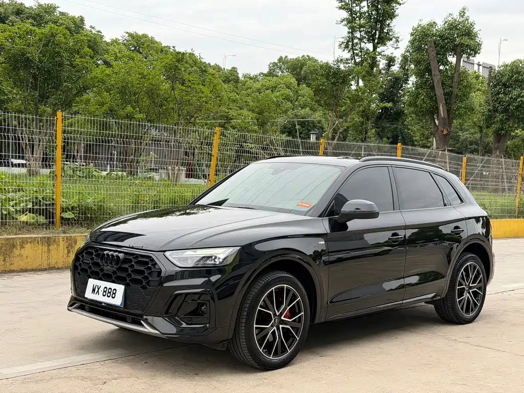 Audi Q5L 2023 — фото 1 из 5