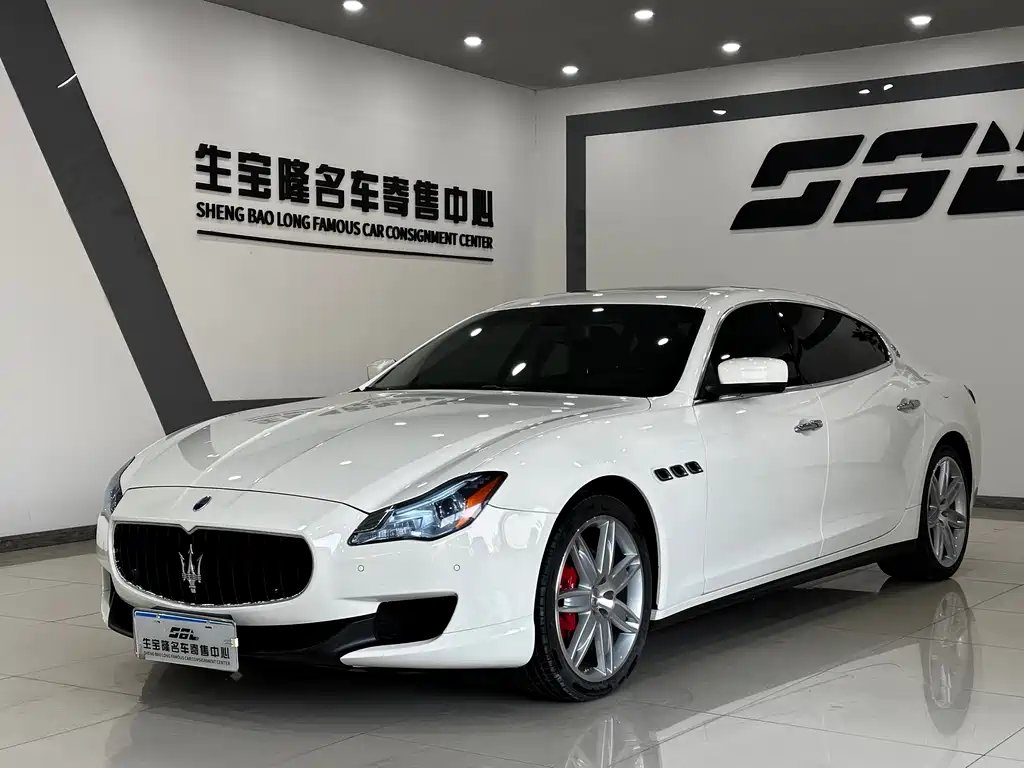 Maserati Quattroporte 2015 — фото 1 из 5