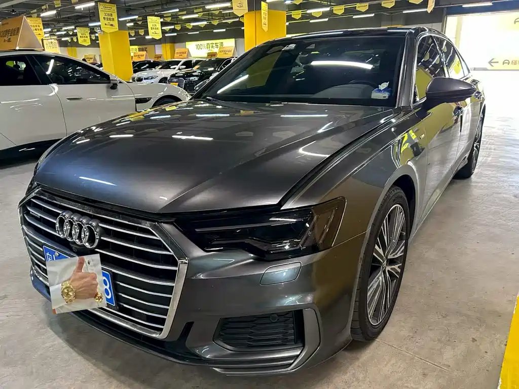 Audi A6L 2020 — фото 1 из 3