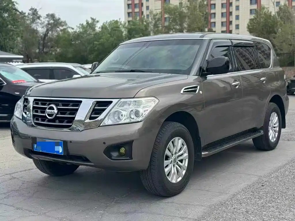 Nissan Patrol 2018 — фото 1 из 5