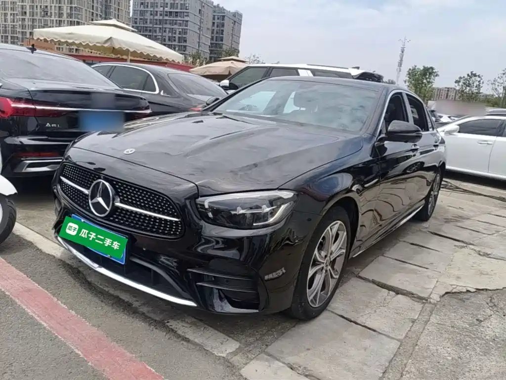 Mercedes-Benz E-Class 2021 — фото 1 из 5
