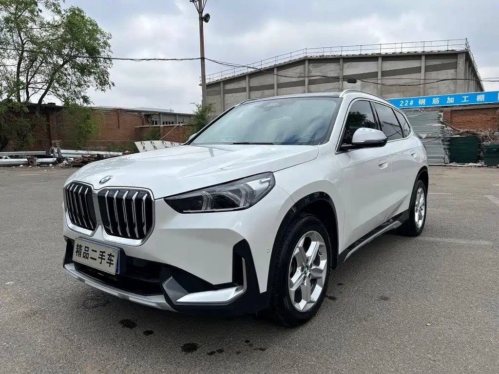BMW X1 2023 — фото 1 из 5