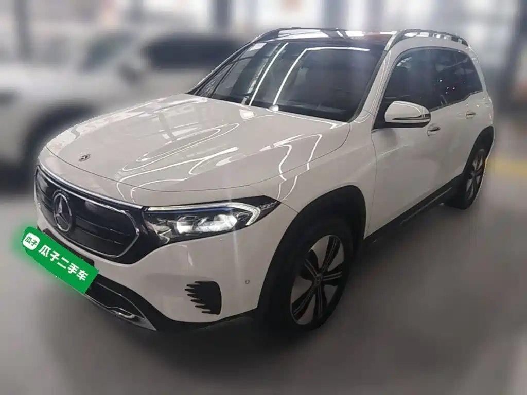 Mercedes-Benz EQB 2023 — фото 1 из 5
