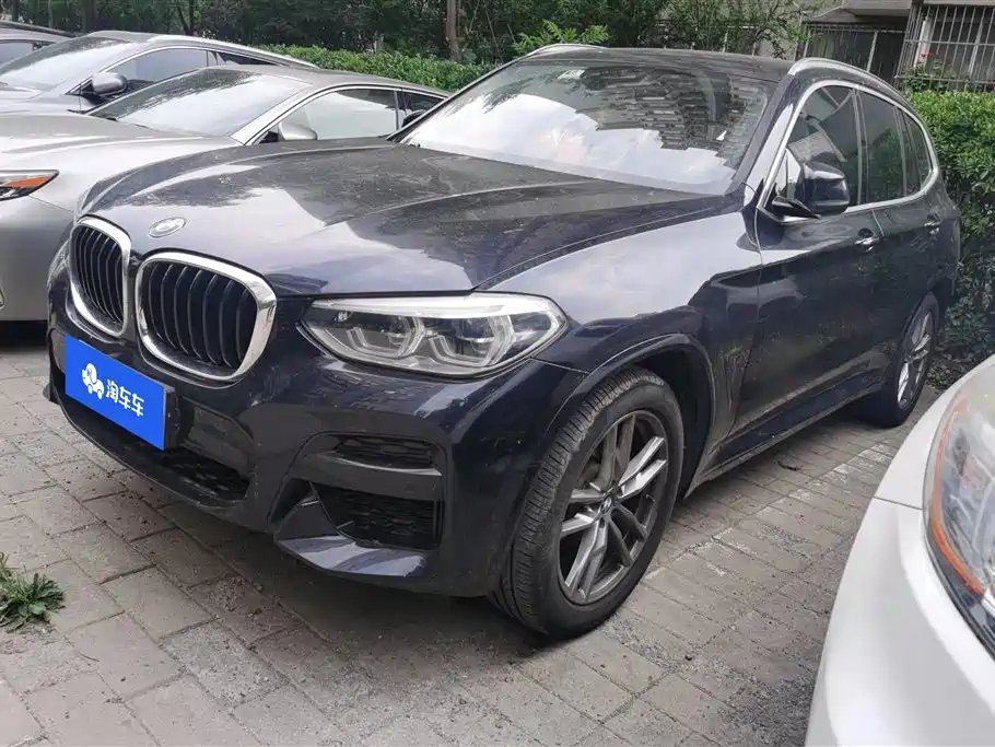 BMW X3 2021 — фото 1 из 5