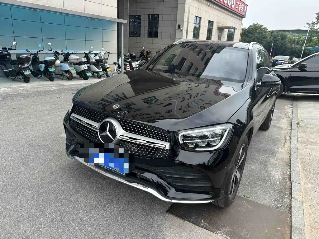 Mercedes-Benz GLC 2022 — фото 1 из 5
