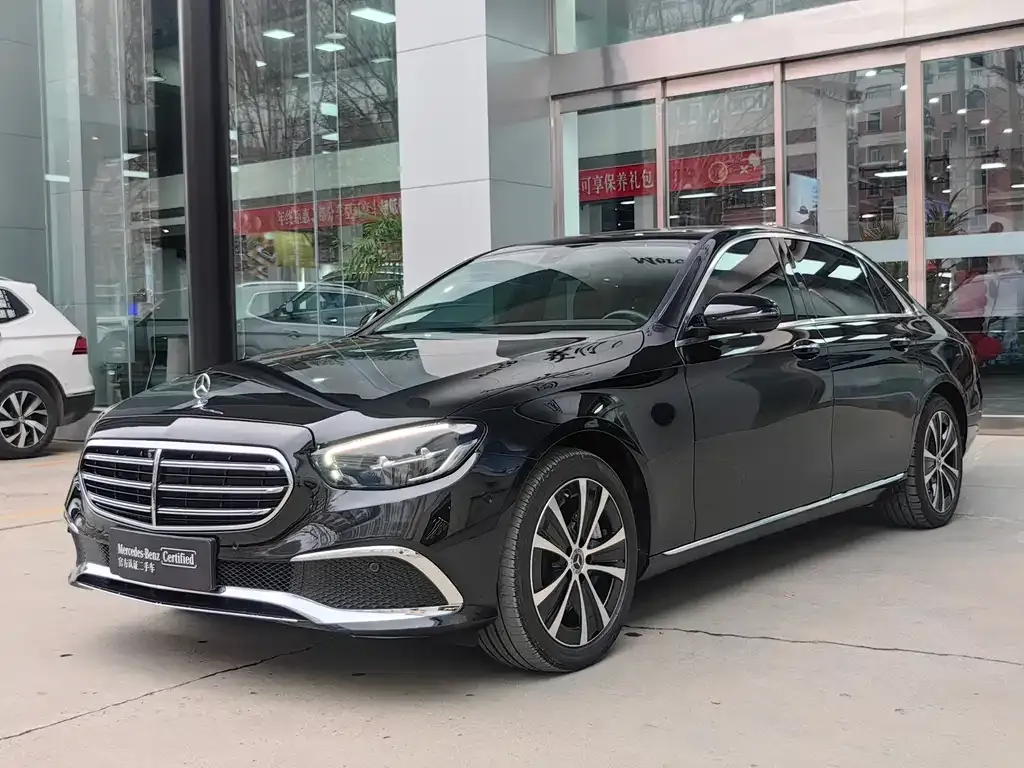 Mercedes-Benz E-Class New Energy 2022 — фото 1 из 5