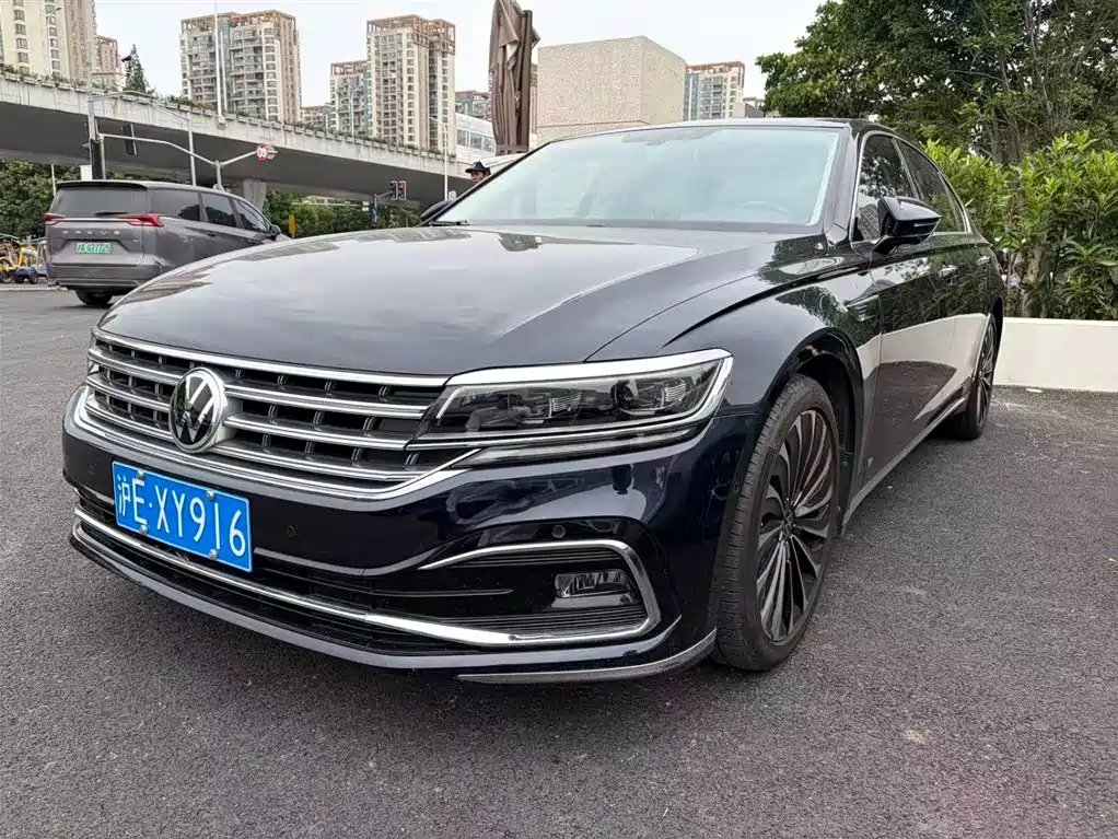 Volkswagen Phideon 2022 — фото 1 из 5