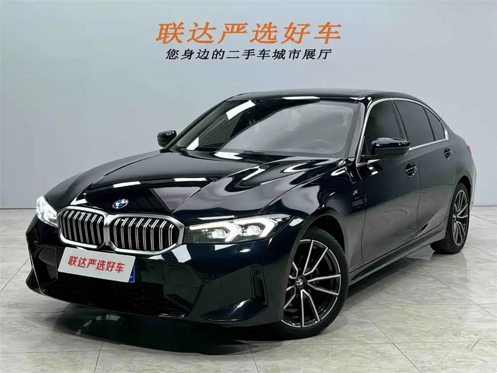 BMW 3 Series 2024 — фото 1 из 5
