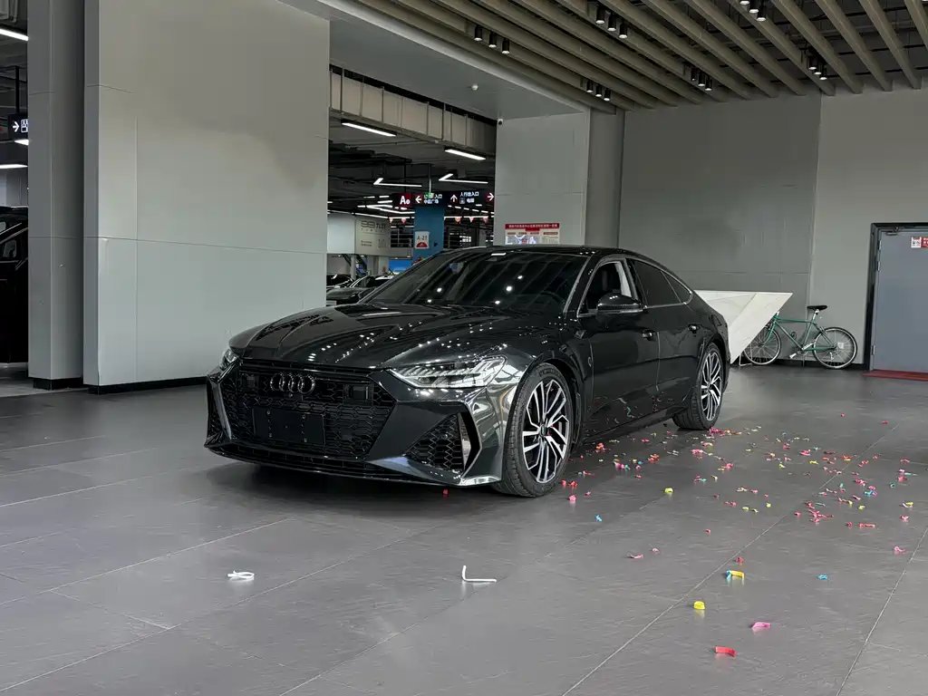 Audi A7 2018 — фото 1 из 5