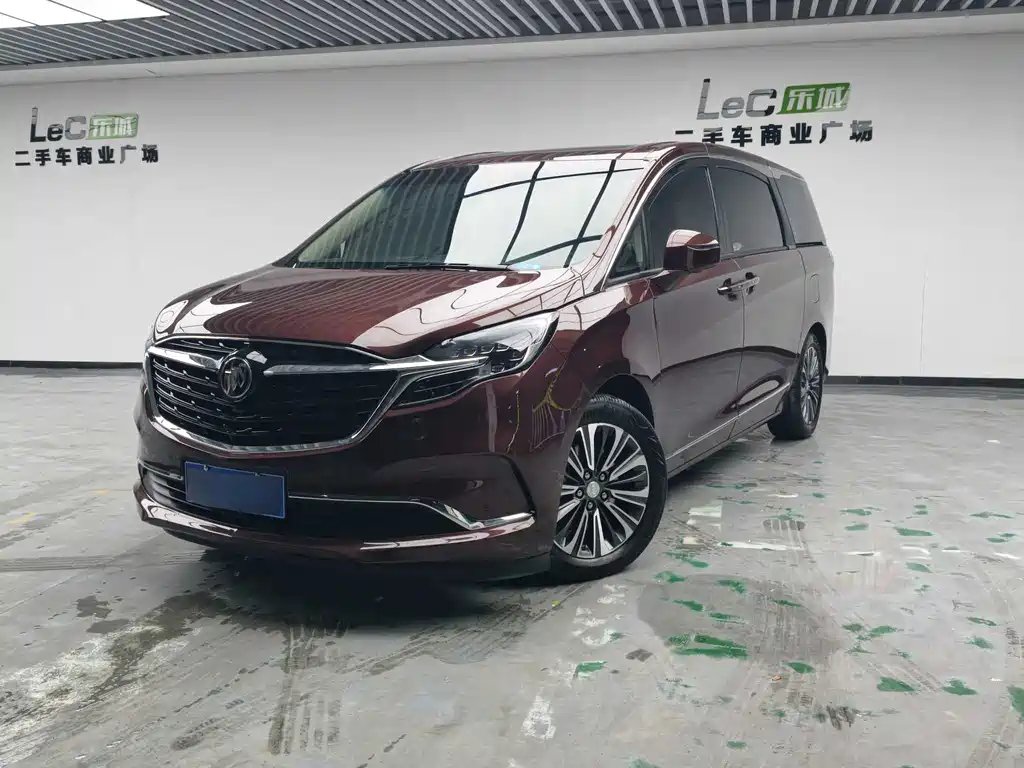 Buick GL8 2022 — фото 1 из 5
