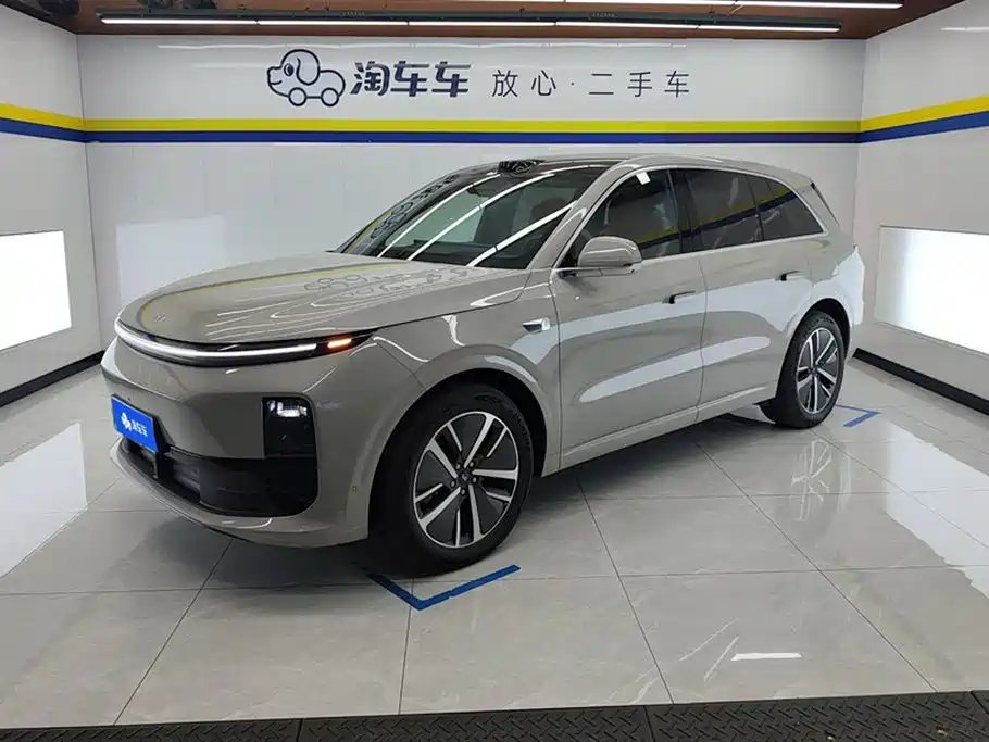 Li Auto Li L6 2024 — фото 1 из 5