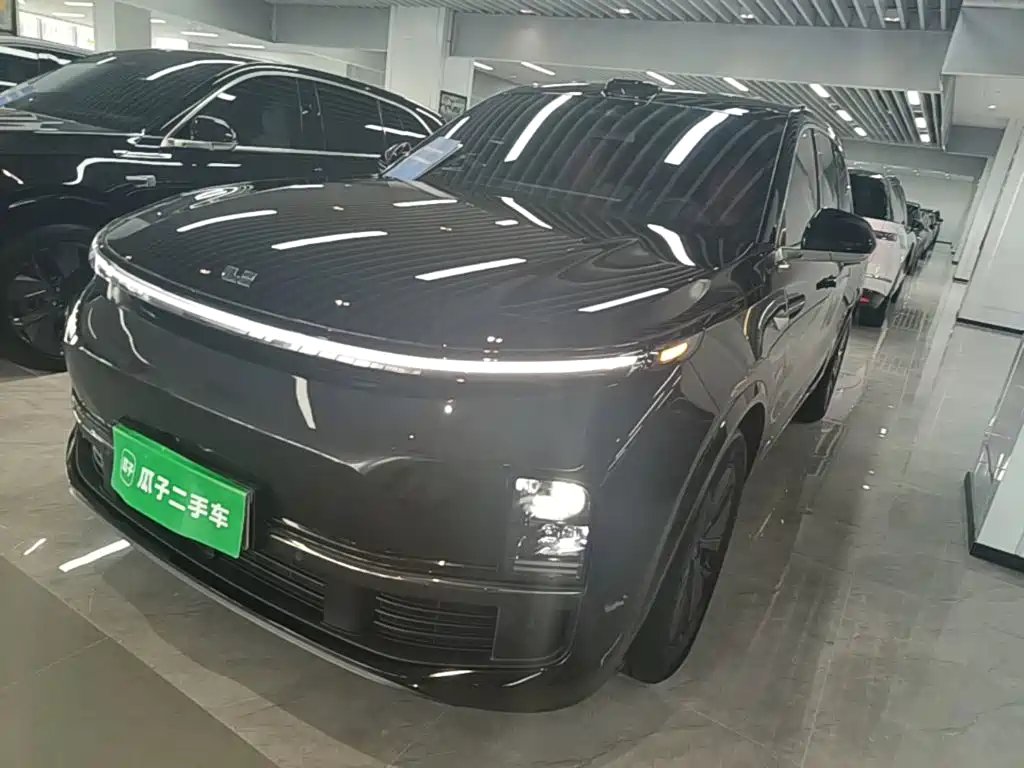 Li Auto Li L8 2024 — фото 1 из 5