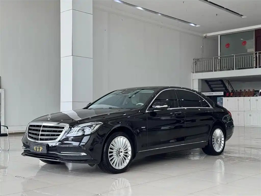 Mercedes-Benz S-Class 2020 — фото 1 из 5