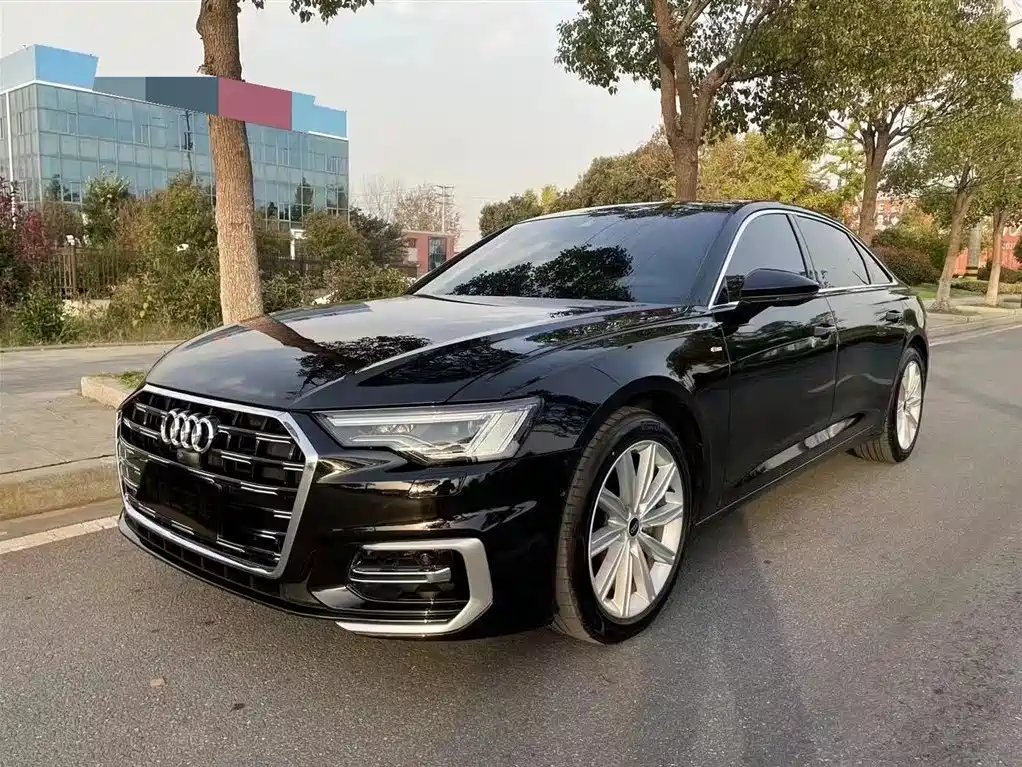 Audi A6L 2023 — фото 1 из 5