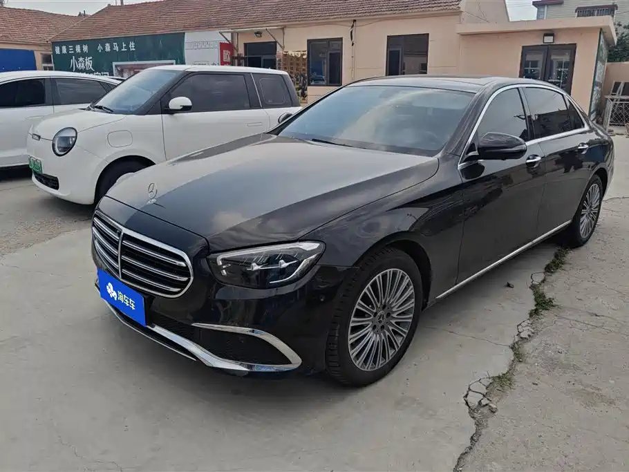 Mercedes-Benz E-Class 2023 — фото 1 из 5