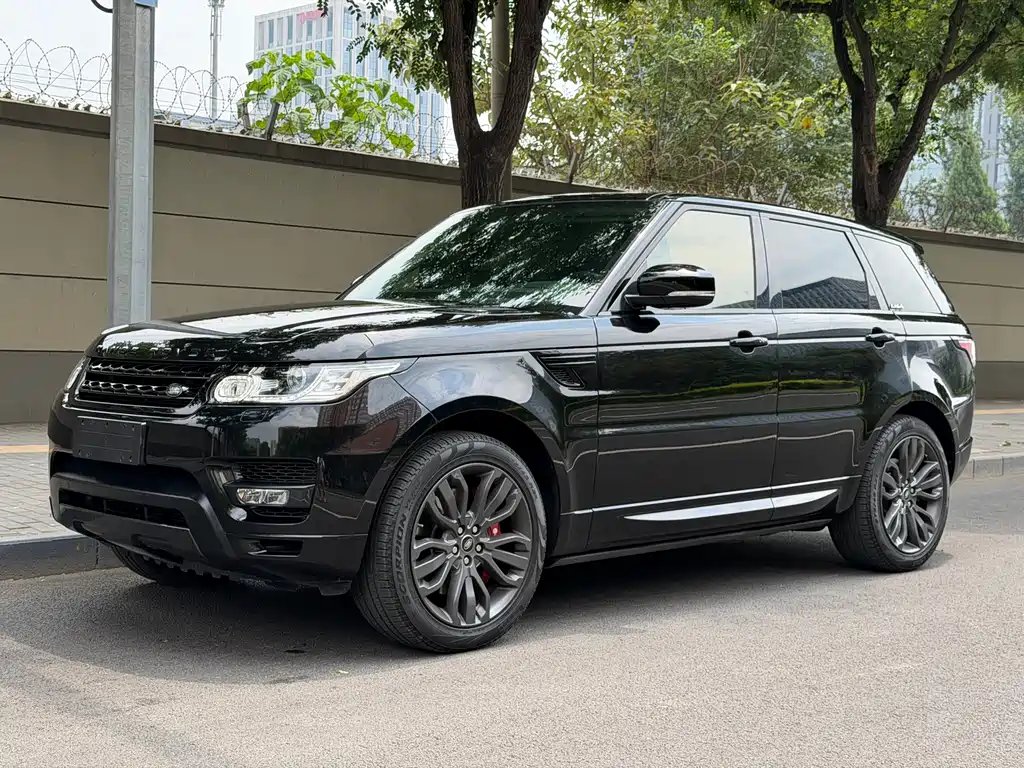 Land Rover Sport 2017 — фото 1 из 5