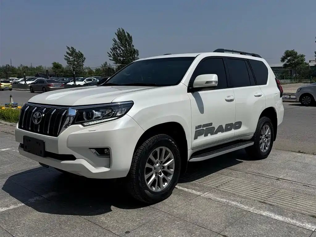 Toyota Prado 2018 — фото 1 из 5