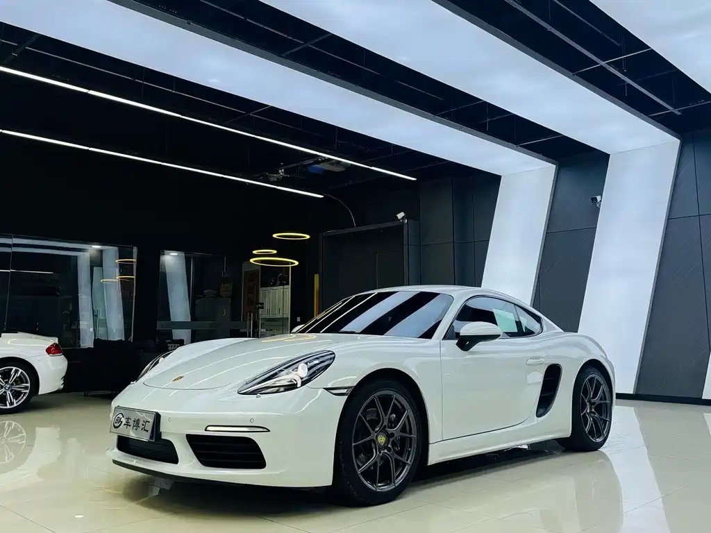 Porsche 718 2022 — фото 1 из 5
