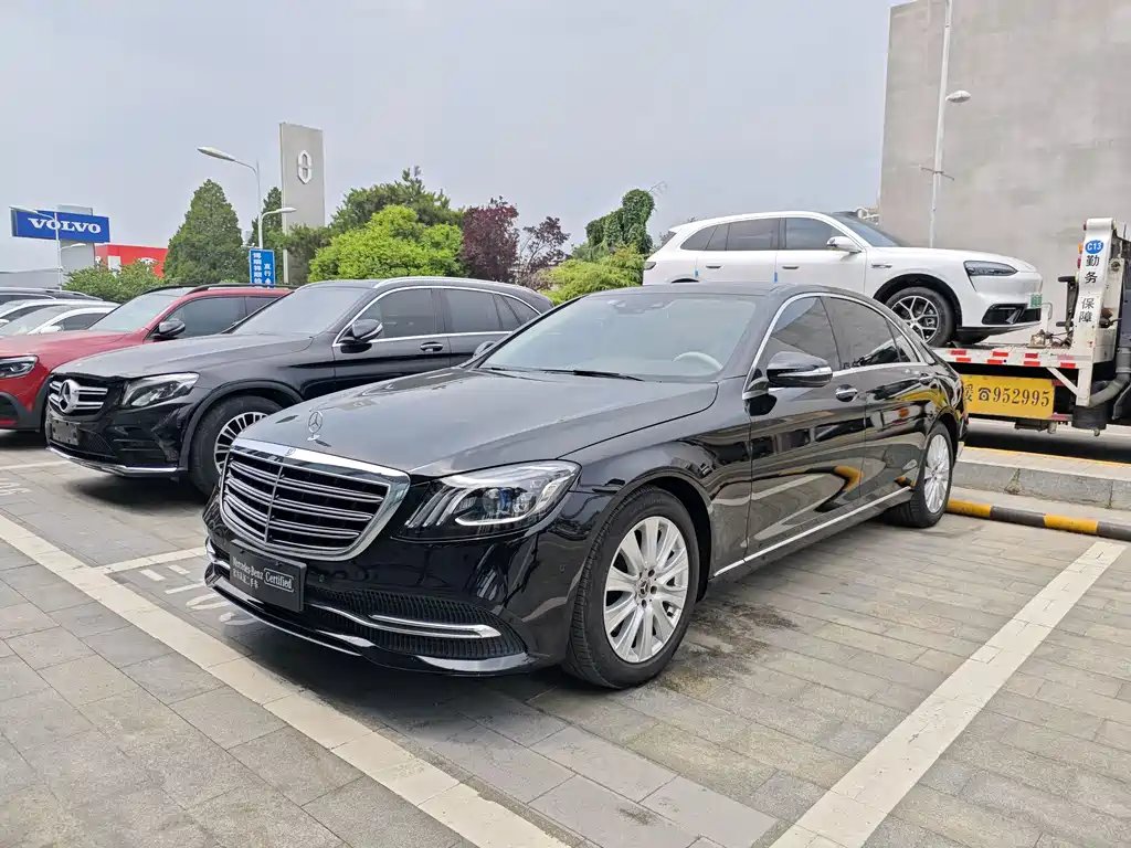 Mercedes-Benz S-Class 2018 — фото 1 из 5