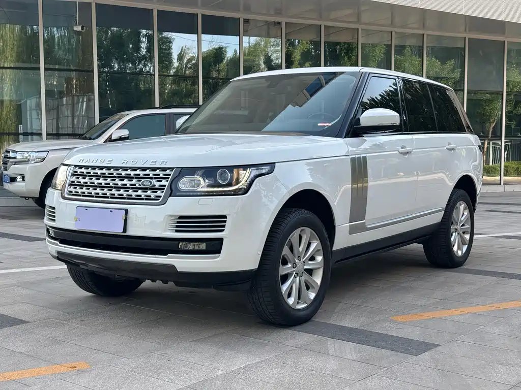 Land Rover Range Rover 2015 — фото 1 из 5