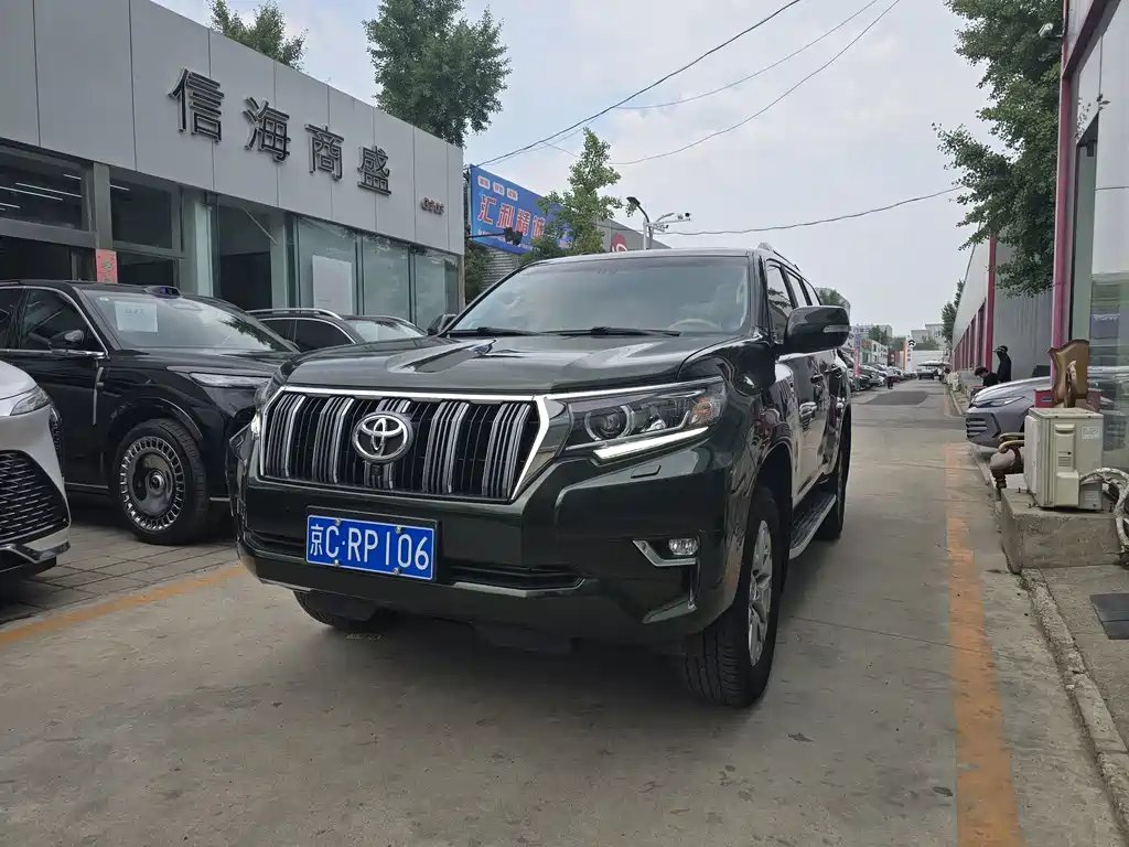 Toyota Prado 2019 — фото 1 из 5