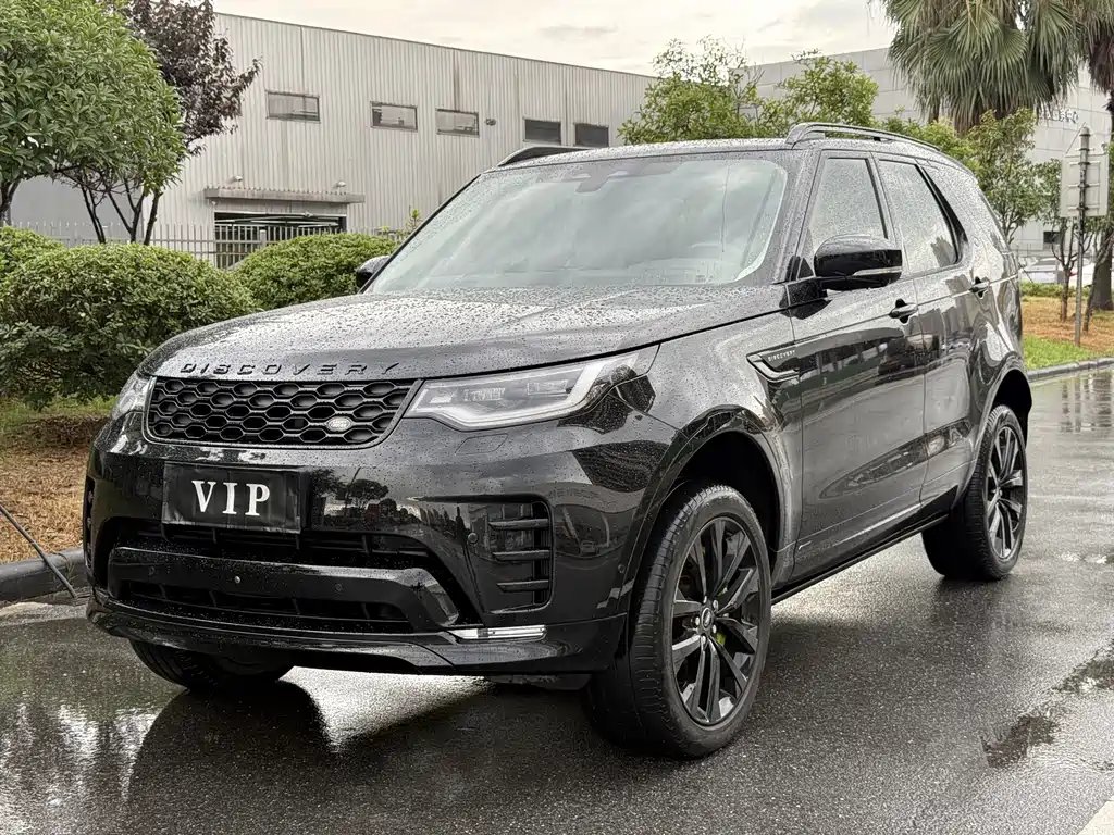 Land Rover Discovery 2022 — фото 1 из 5