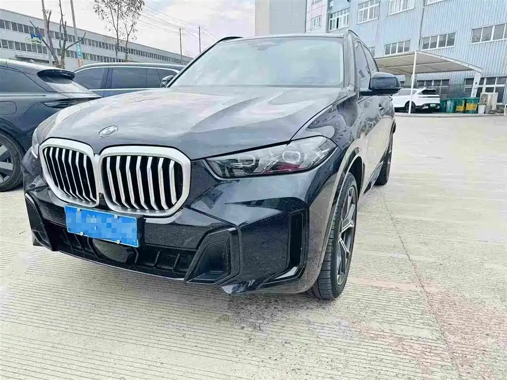 BMW X5 2024 — фото 1 из 5