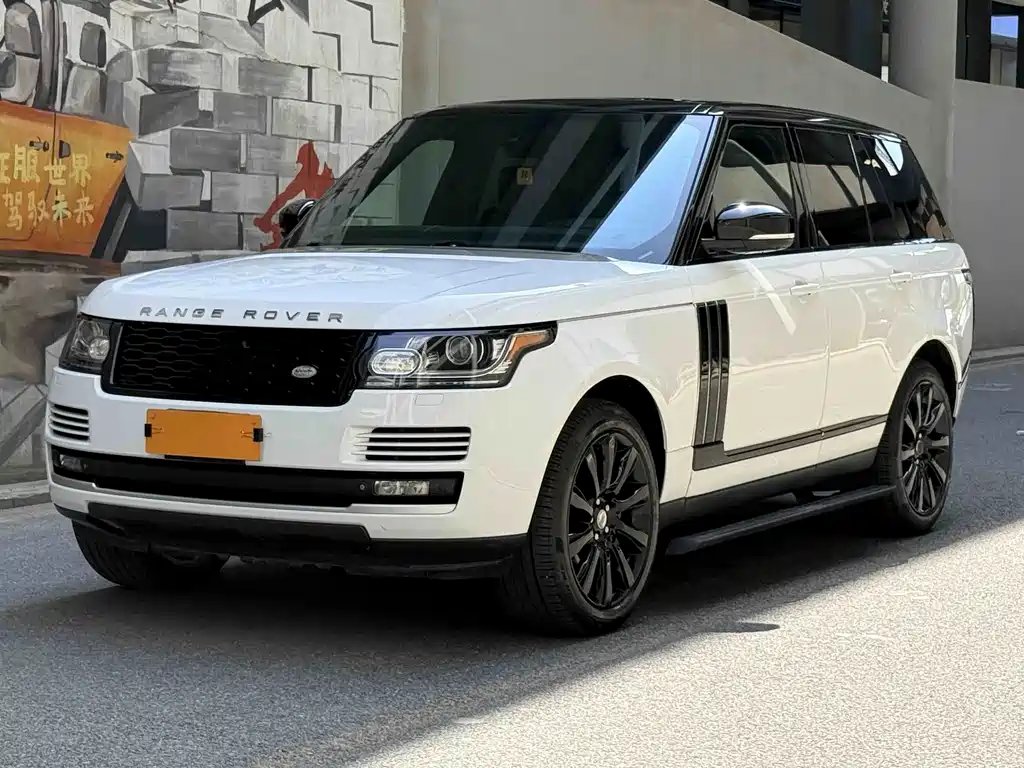 Land Rover Range Rover 2015 — фото 1 из 5
