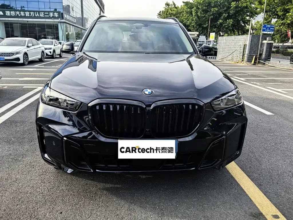 BMW X5 2026 — фото 1 из 5