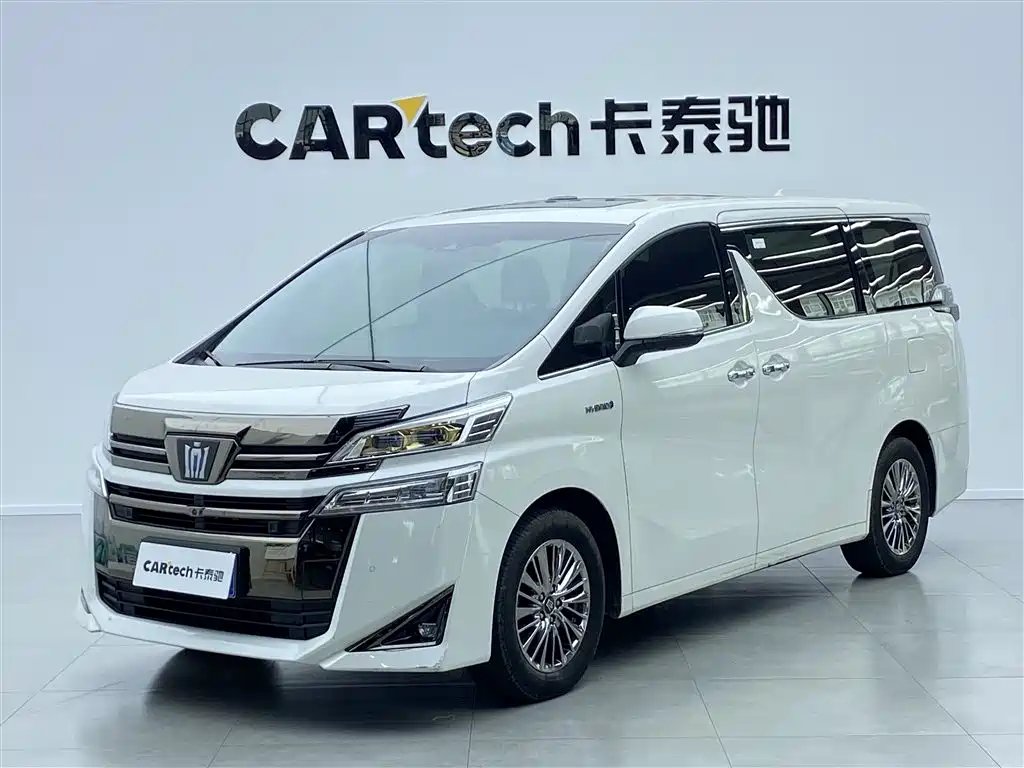 Toyota Vellfire 2023 — фото 1 из 5