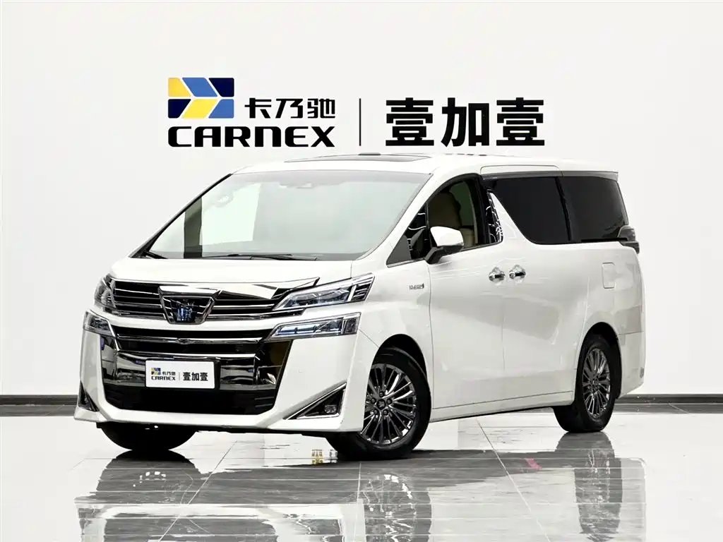 Toyota Vellfire 2022 — фото 1 из 5