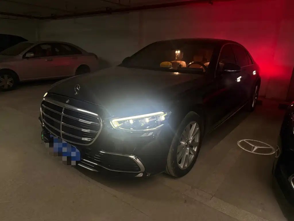 Mercedes-Benz S-Class 2023 — фото 1 из 5