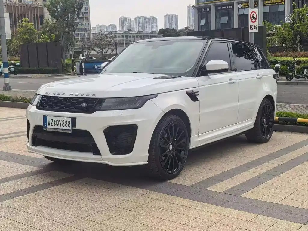 Land Rover Sport 2018 — фото 1 из 5