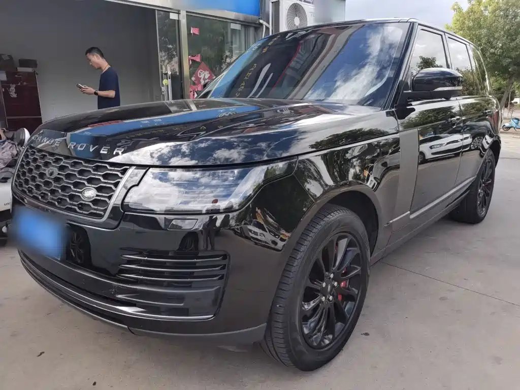 Land Rover Range Rover 2018 — фото 1 из 5