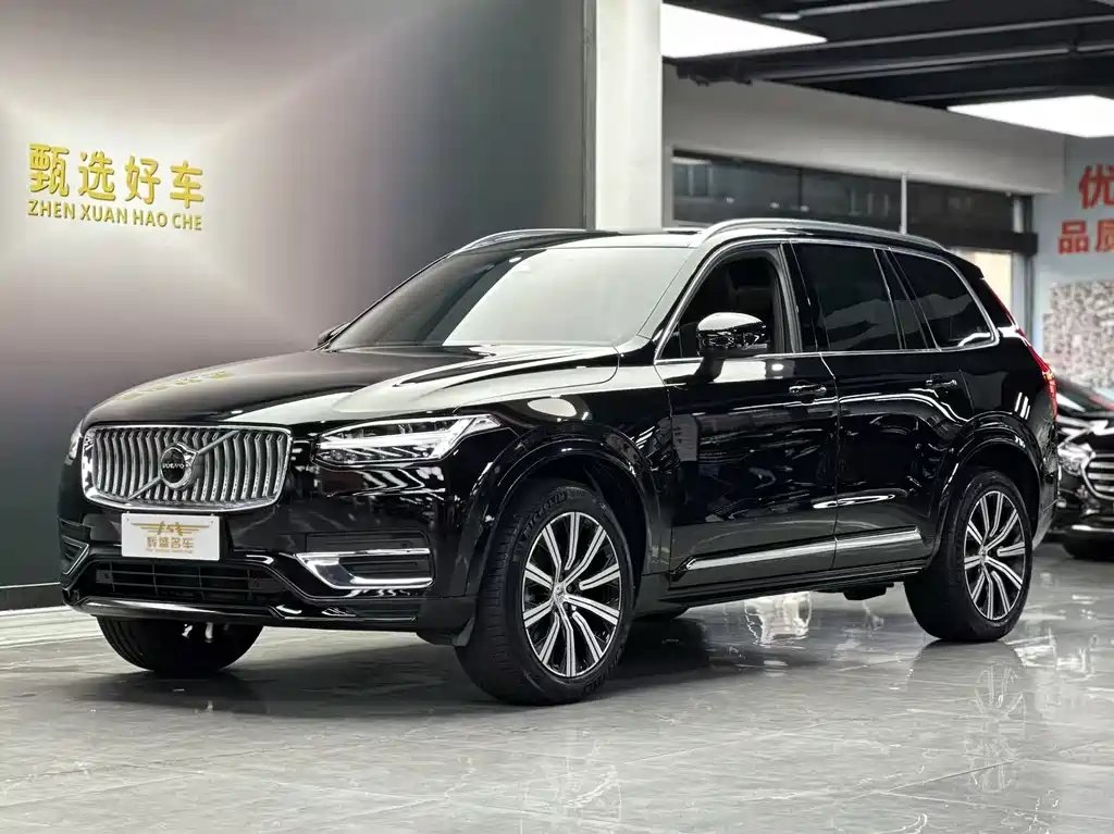 Volvo XC90 2023 — фото 1 из 5