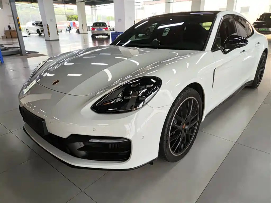 Porsche Panamera 2023 — фото 1 из 5