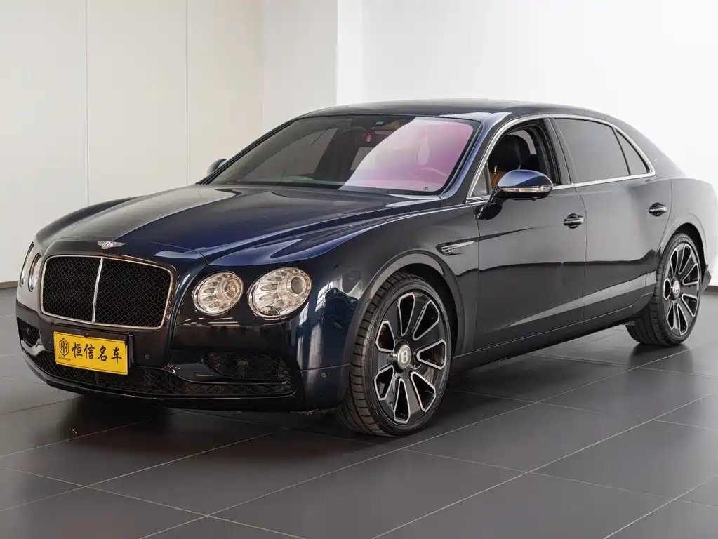 Bentley Flying Spur 2017 — фото 1 из 5