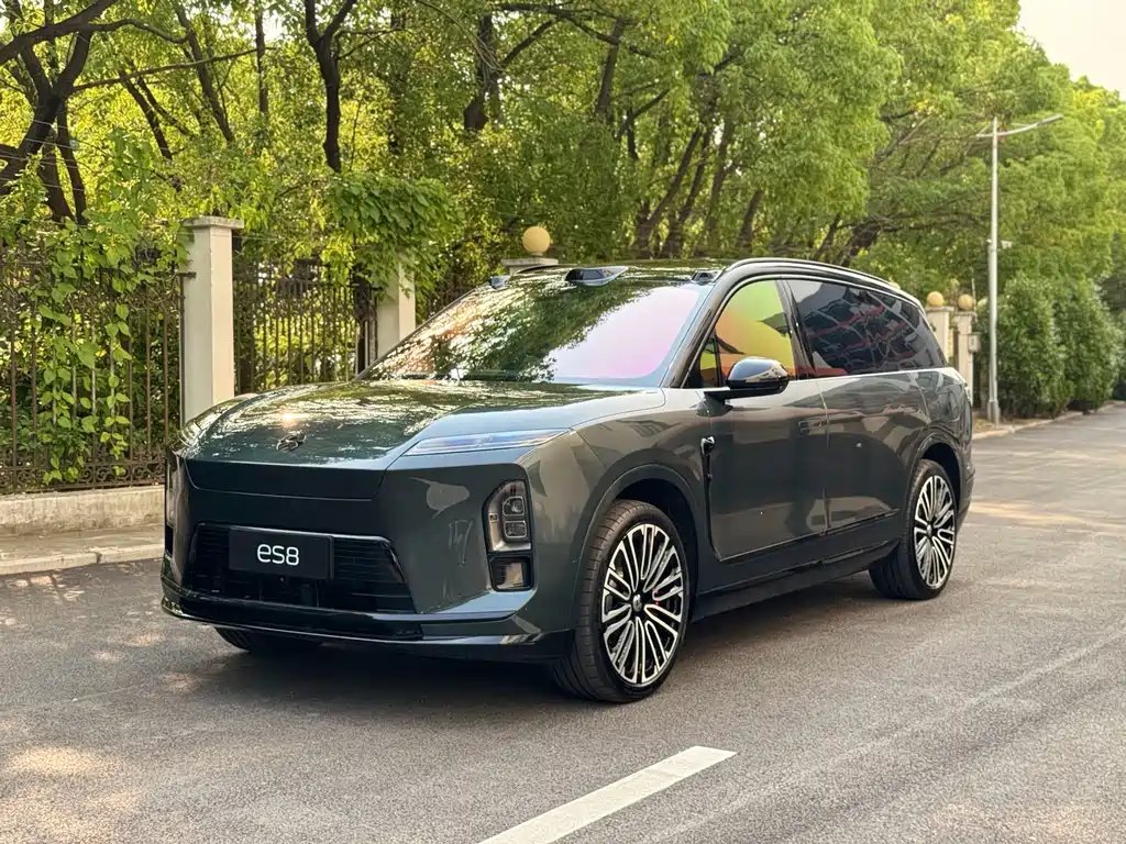 NIO ES8 2026 — фото 1 из 5
