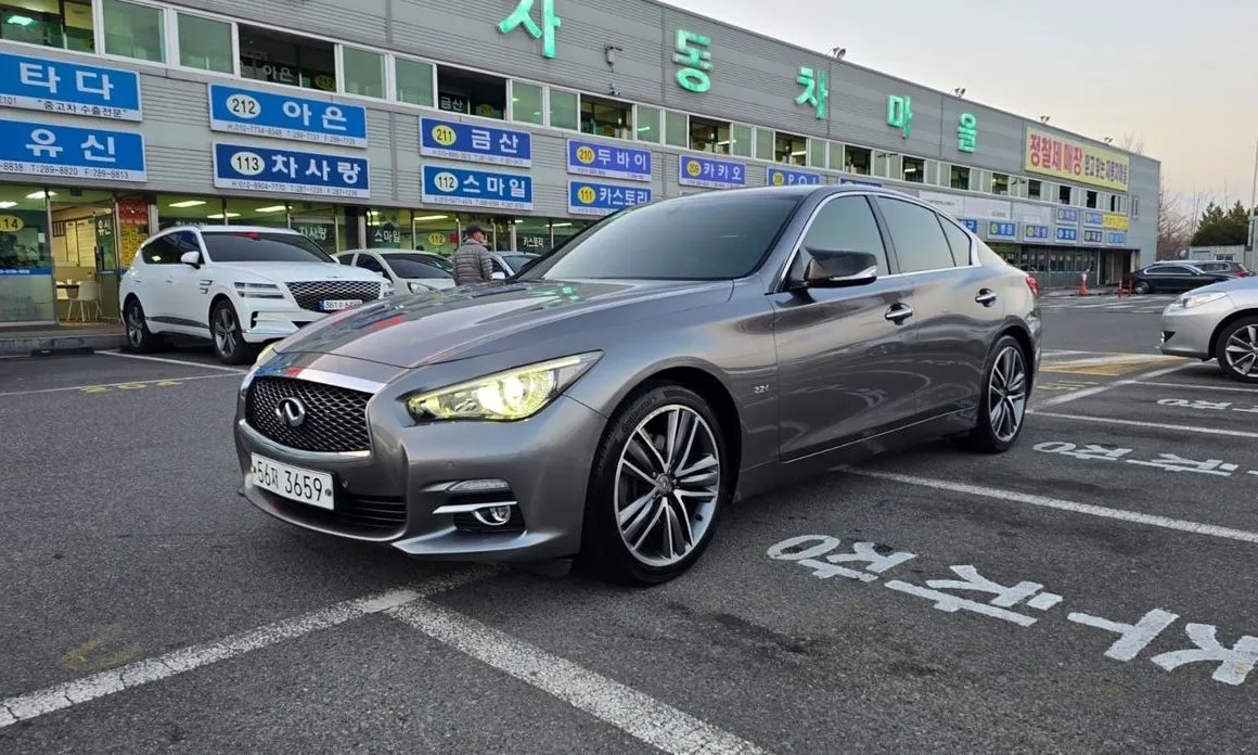 Infiniti Q50 2014 — фото 1 из 5