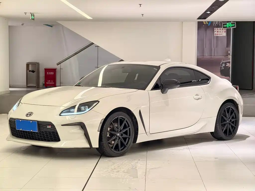 Toyota 86 2023 — фото 1 из 5