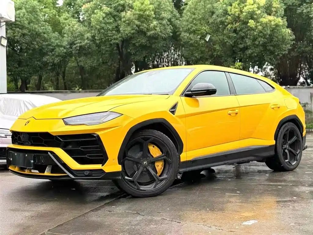 Lamborghini Urus 2019 — фото 1 из 5