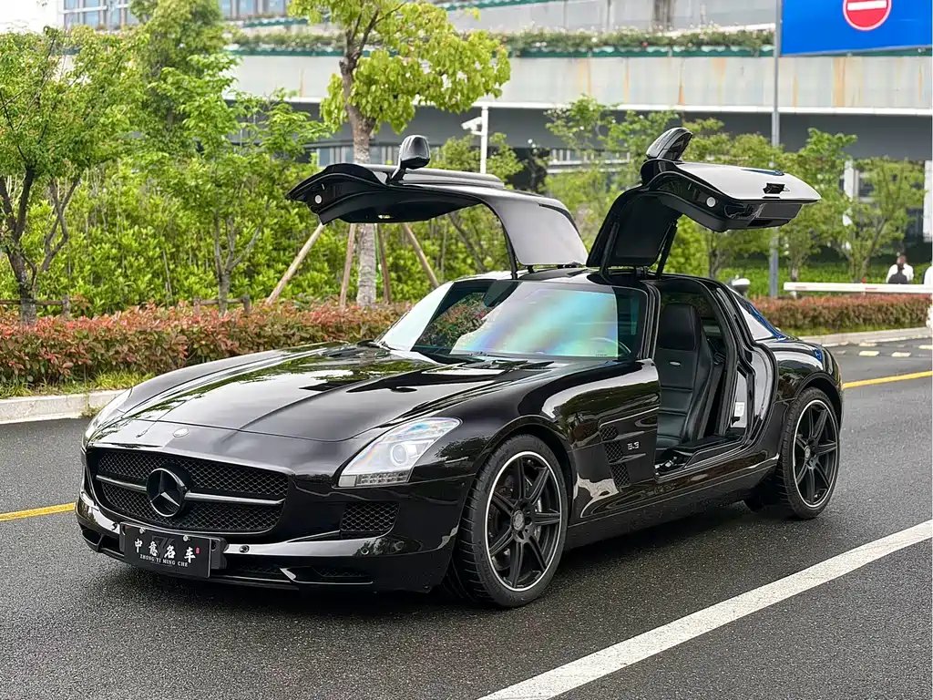 Mercedes-Benz SLS AMG 2015 — фото 1 из 5