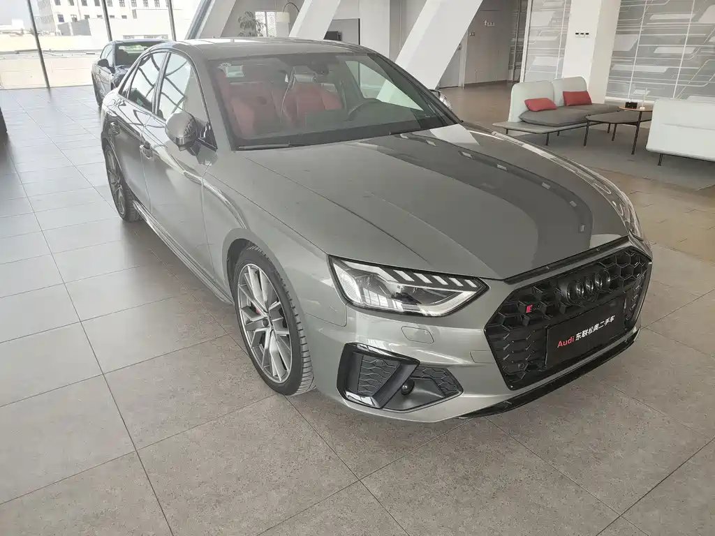 Audi S4 2025 — фото 1 из 5