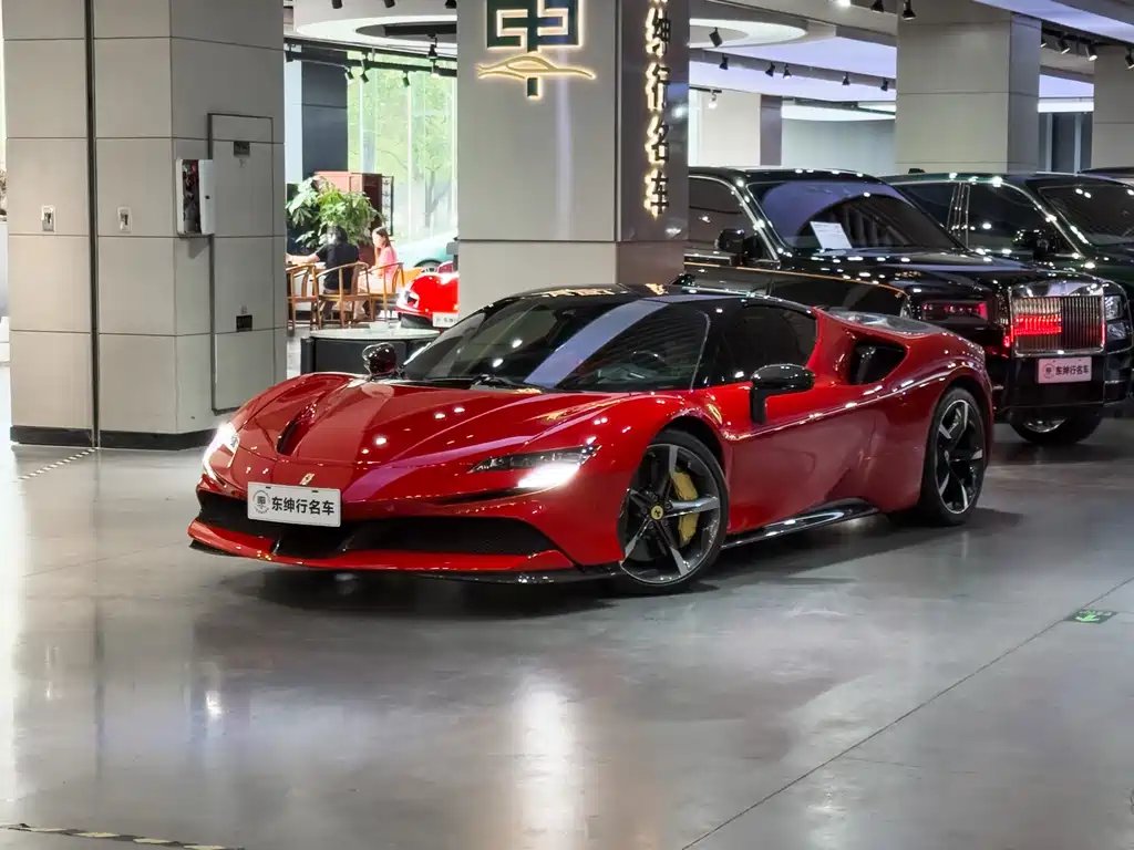 Ferrari SF90 2021 — фото 1 из 5