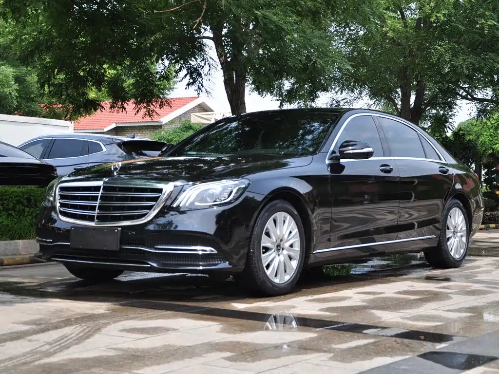 Mercedes-Benz S-Class 2018 — фото 1 из 5