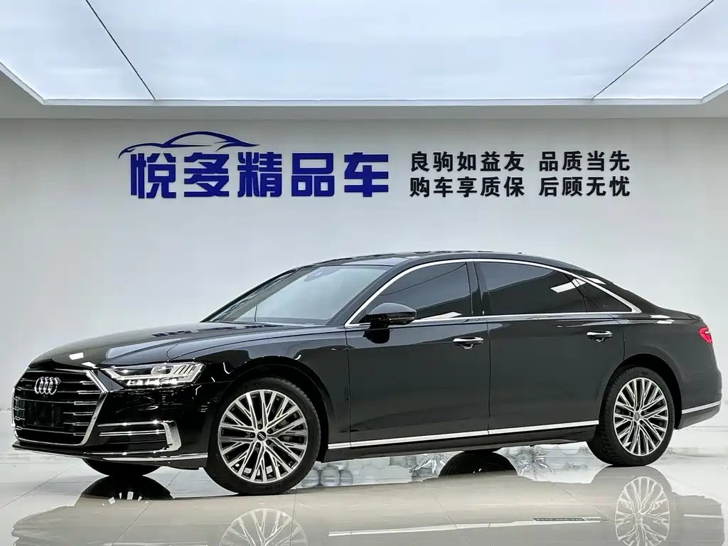 Audi A8 2020 — фото 1 из 5