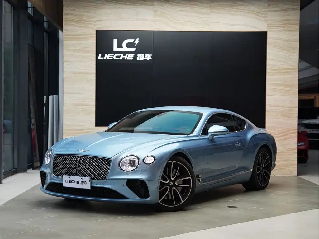 Bentley Continental 2021 — фото 1 из 5