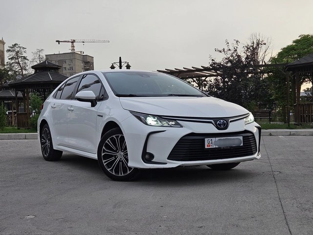 Toyota Corolla XII (E210) 2022 — фото 1 из 5