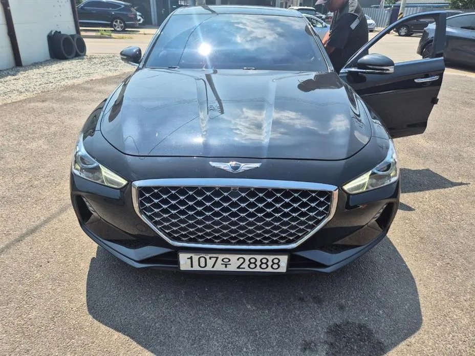Genesis G70 2018 — фото 1 из 5