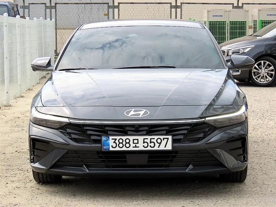 Hyundai AVANTE 2025 — фото 1 из 5